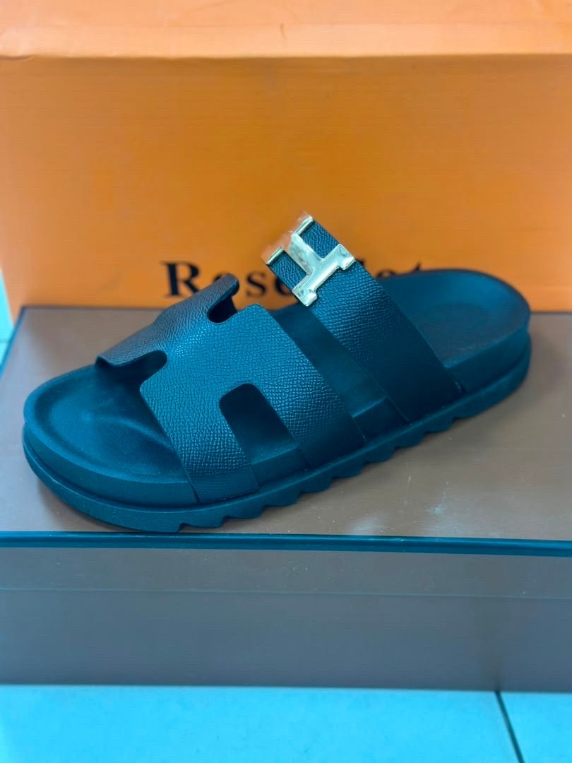 мужские шлепанцы,,шлепанцы hermes,мужские сандалии,мужские шлепки