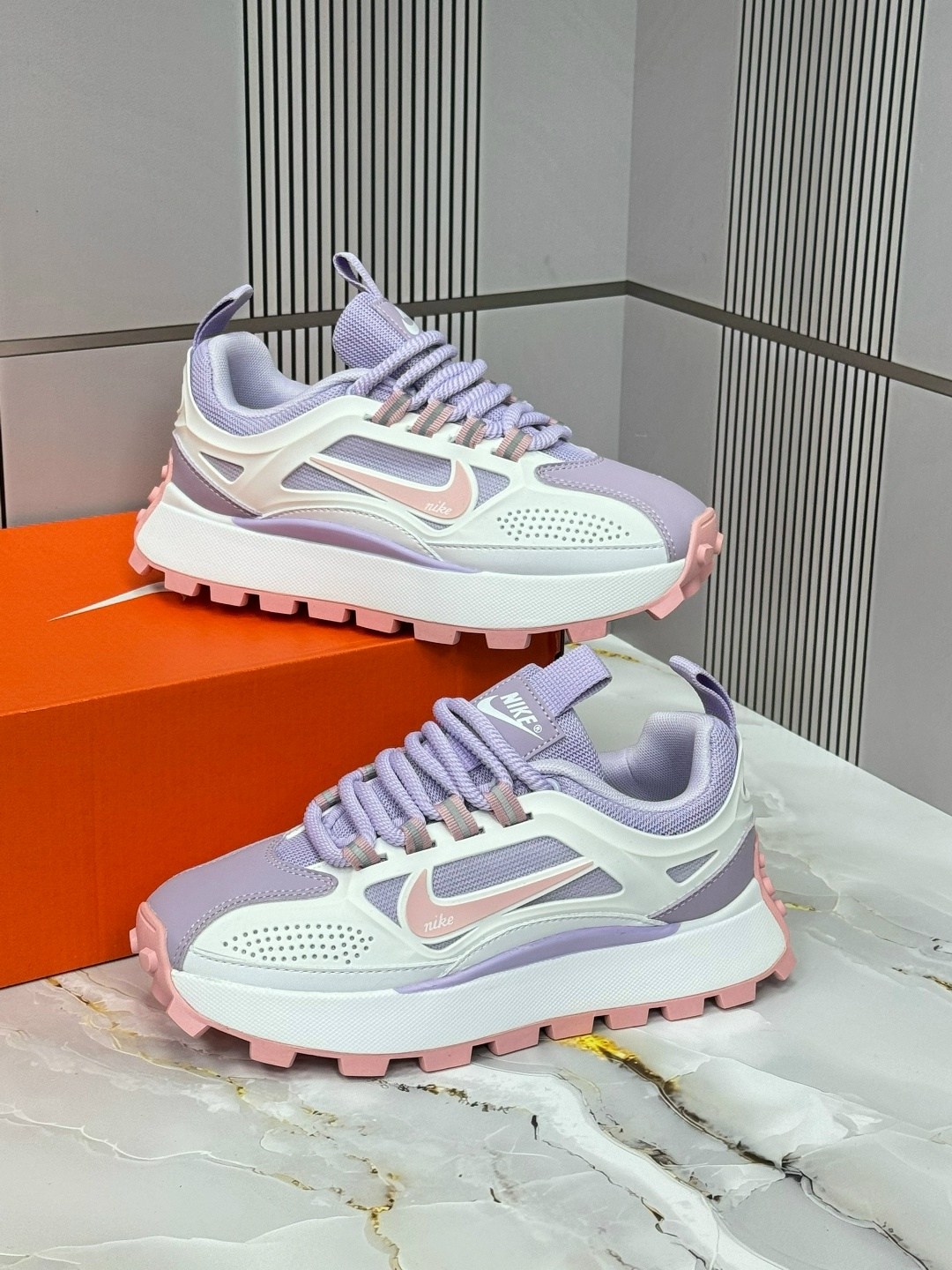 кроссовки,кроссовки nike,женские кроссовки,кроссовки мужские женские,спортивная