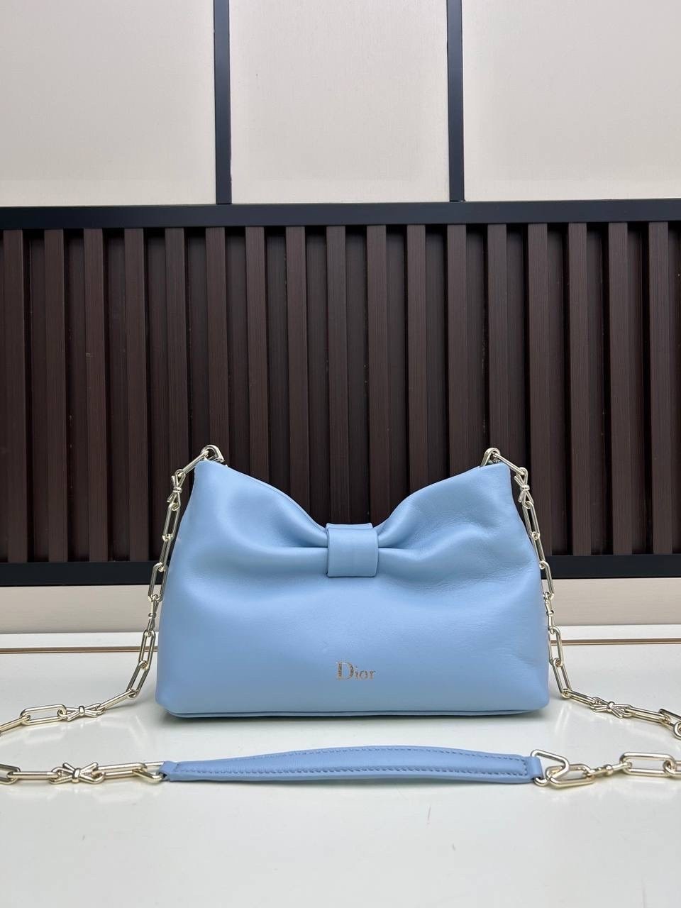 dior сумка,сумка женская dior,сумки диор,сумка женская christian dior,dior сумка на плечо