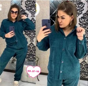 Костюм