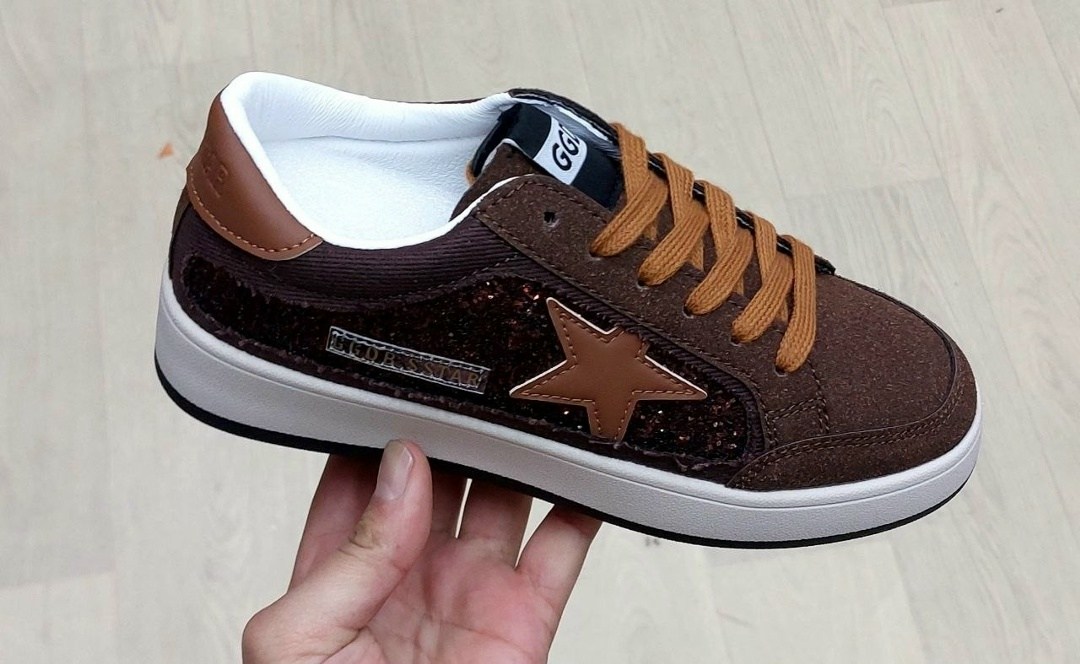 ,спортивная ,кроссовки puma,российские кроссовки,черные кроссовки