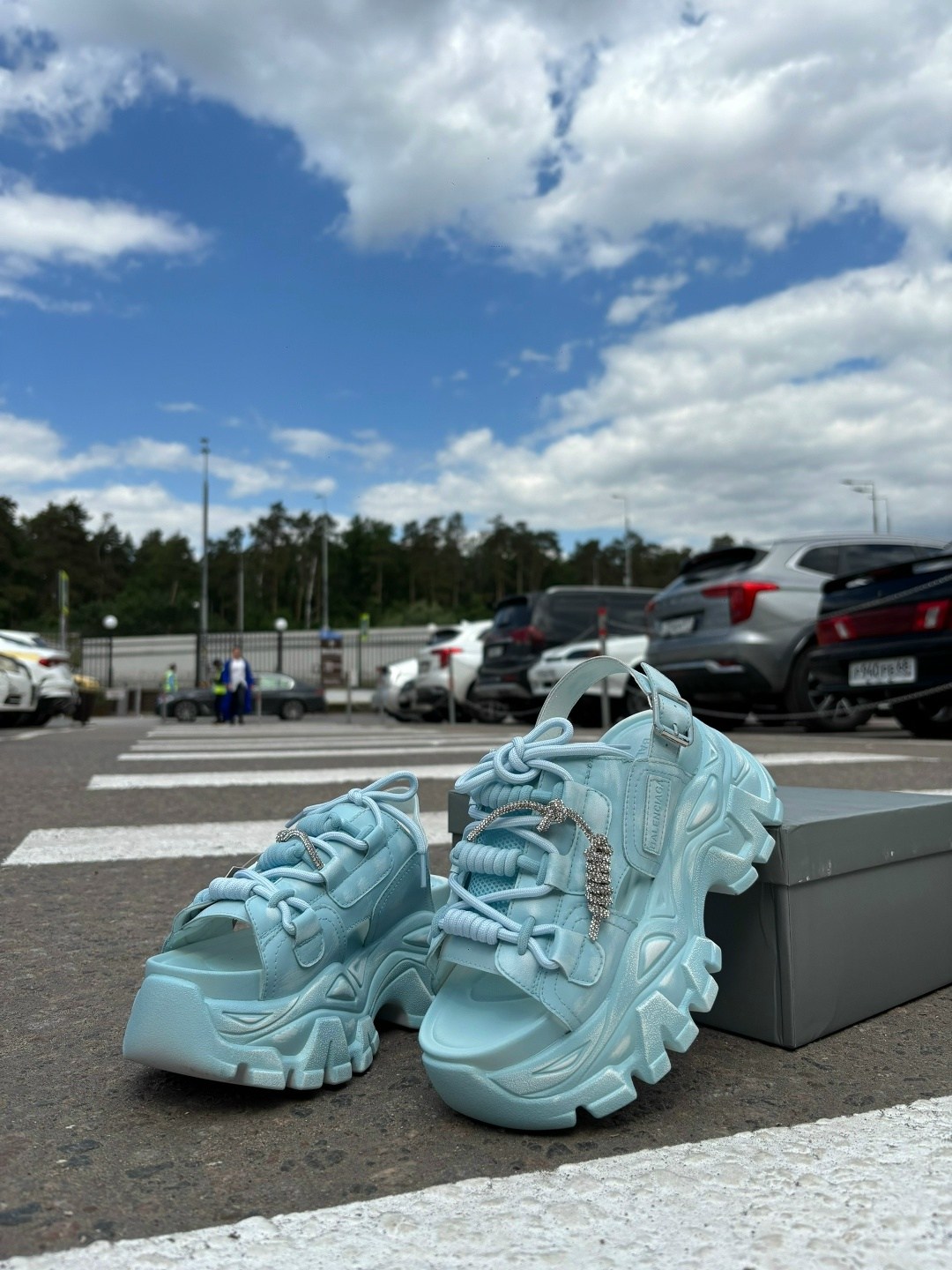 кроссовки женские balenciaga,босоножки balenciaga,сандалии balenciaga,босоножки баленсиага balenciaga,кроссовки balenciaga