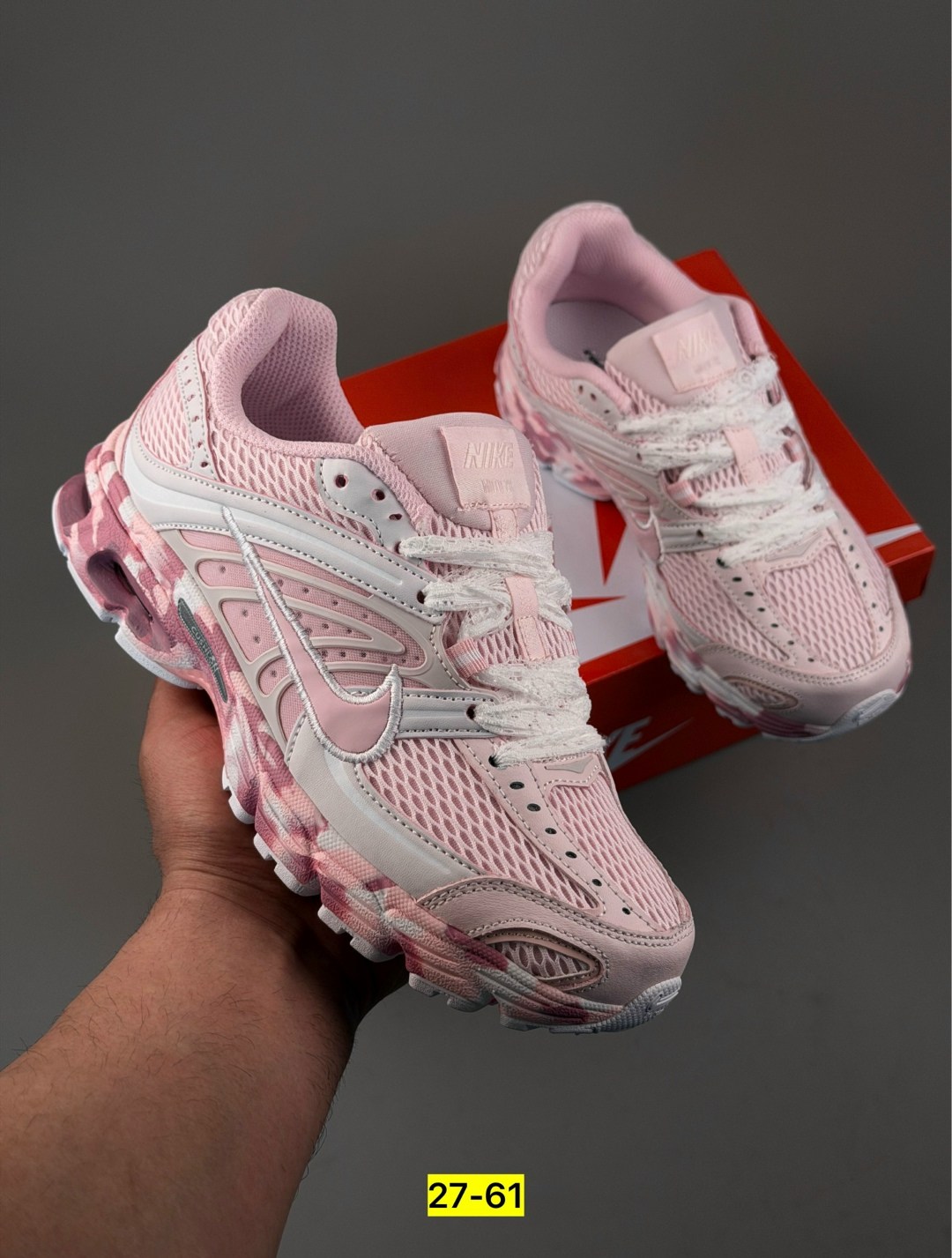 кроссовки,кроссовки женские,nike кроссовки женские,спортивные кроссовки,nike кроссовки