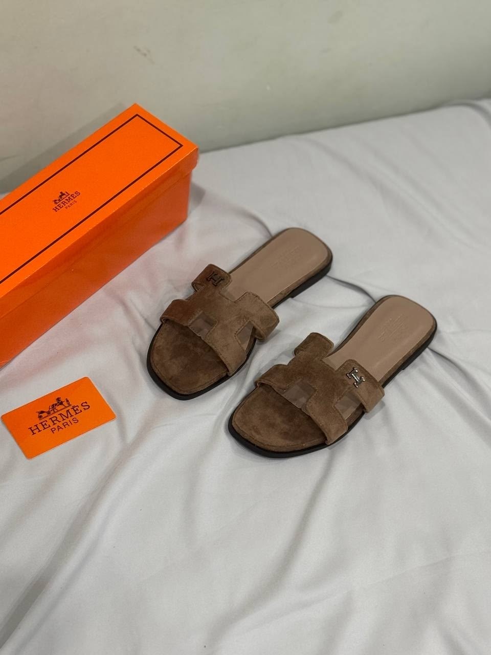 hermes шлепанцы,,тапочки hermes,сандалии hermes,шлепки эрмес