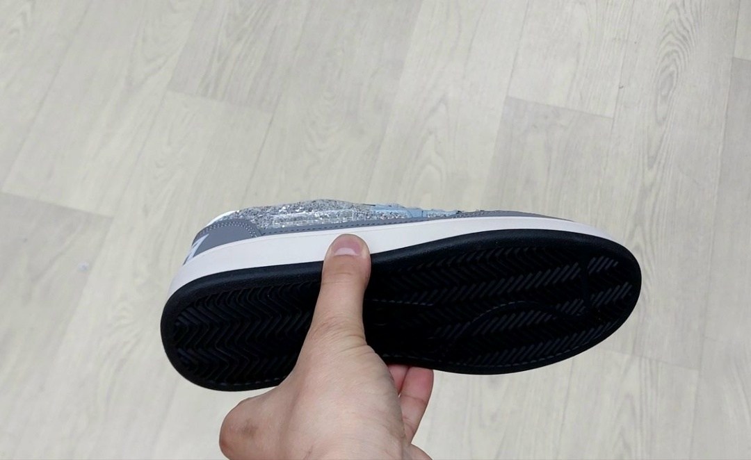 ,спортивная ,кроссовки puma,российские кроссовки,черные кроссовки