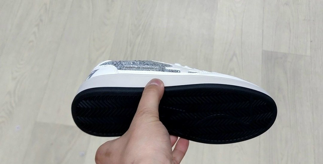 ,спортивная ,кроссовки puma,российские кроссовки,черные кроссовки