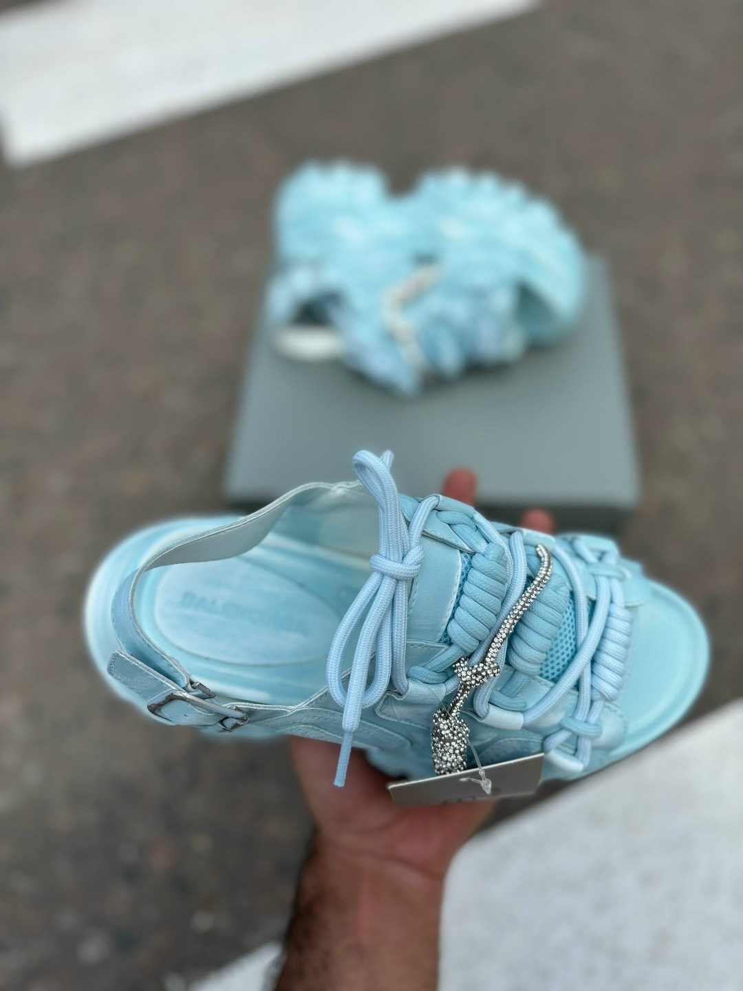 кроссовки женские balenciaga,босоножки balenciaga,сандалии balenciaga,босоножки баленсиага balenciaga,кроссовки balenciaga
