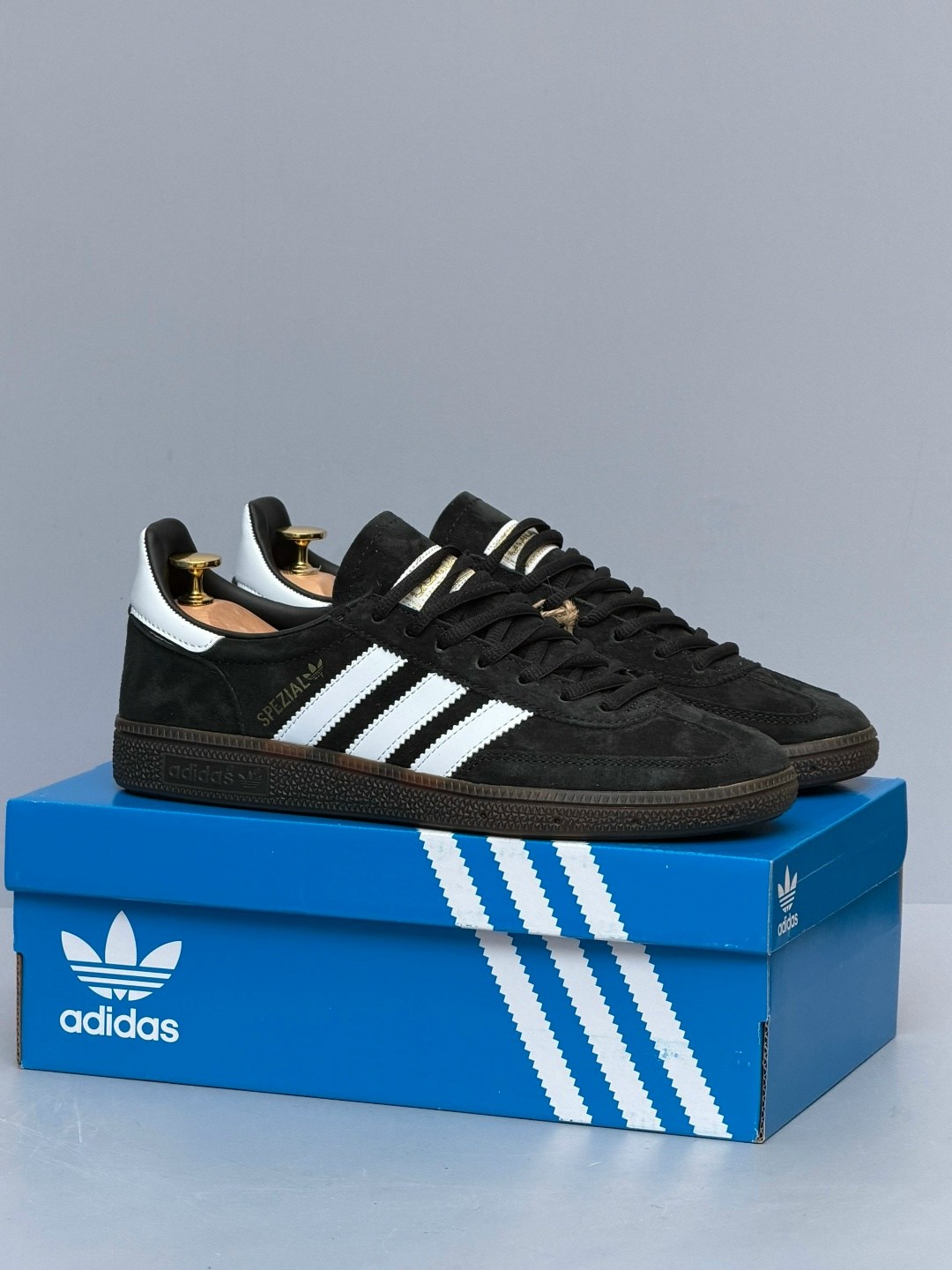 adidas originals handball spezial,кроссовки adidas spezial,adidas spezial кроссовки мужские,кожаные кроссовки адидас,кроссовки adidas handball spezial
