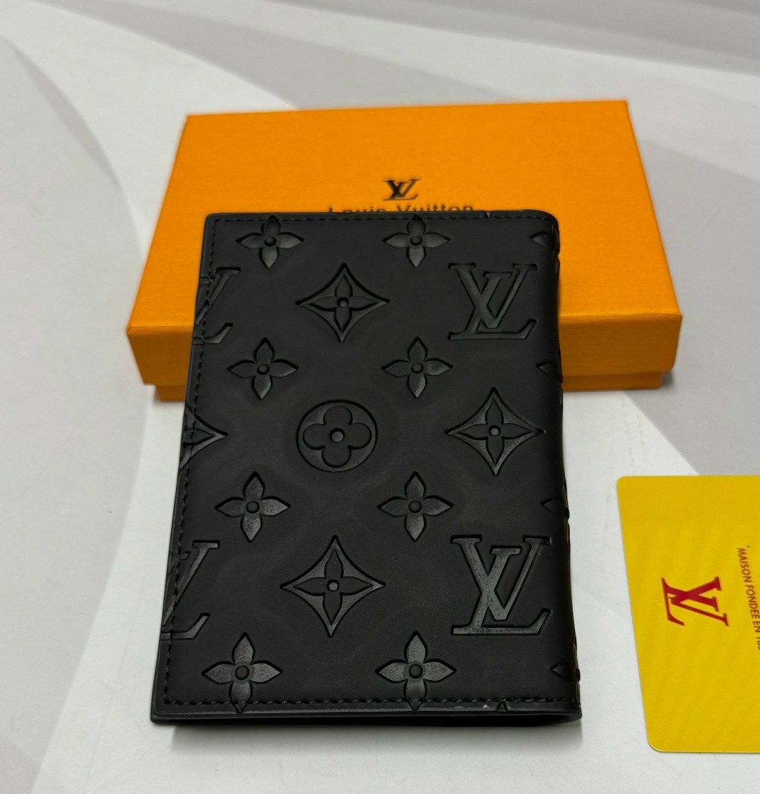 обложка на паспорт louis vuitton,обложка для паспорта луи виттон,louis vuitton кошелек,кожаная обложка для паспорта louis vuitton,обложка для документов louis vuitton