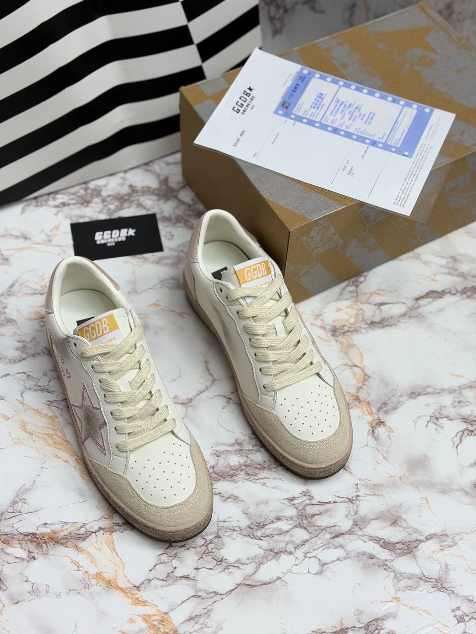 коричневые кроссовки ball star golden goose anthracite silver,,golden goose deluxe brand замшевые кеды ball star,кеды golden goose,замшевые кеды ball star golden goose deluxe brand gwf00117.f0068