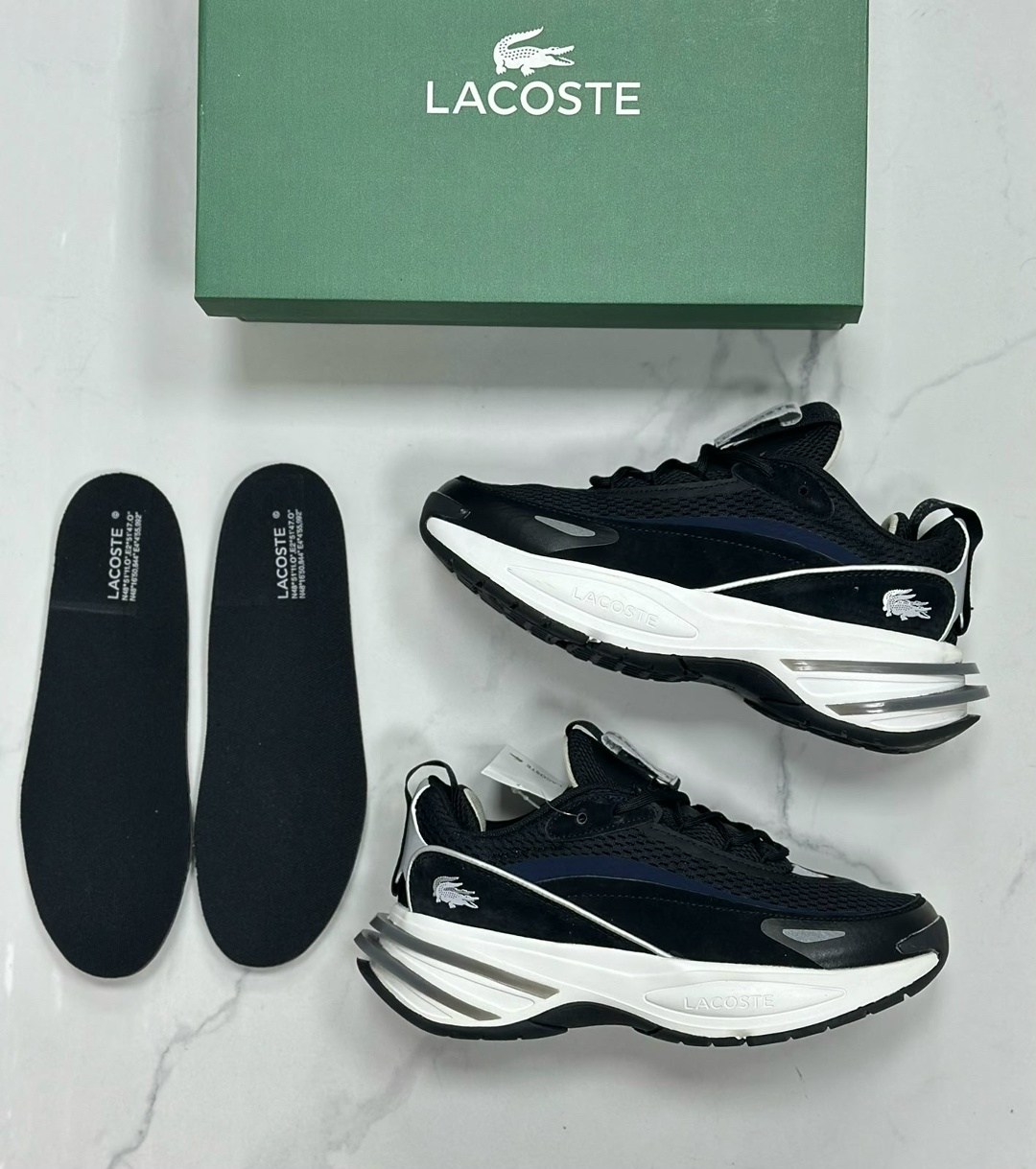 кроссовки,кроссовки женскиe,кроссовки adidas,кроссовки модные,массивные кроссовки