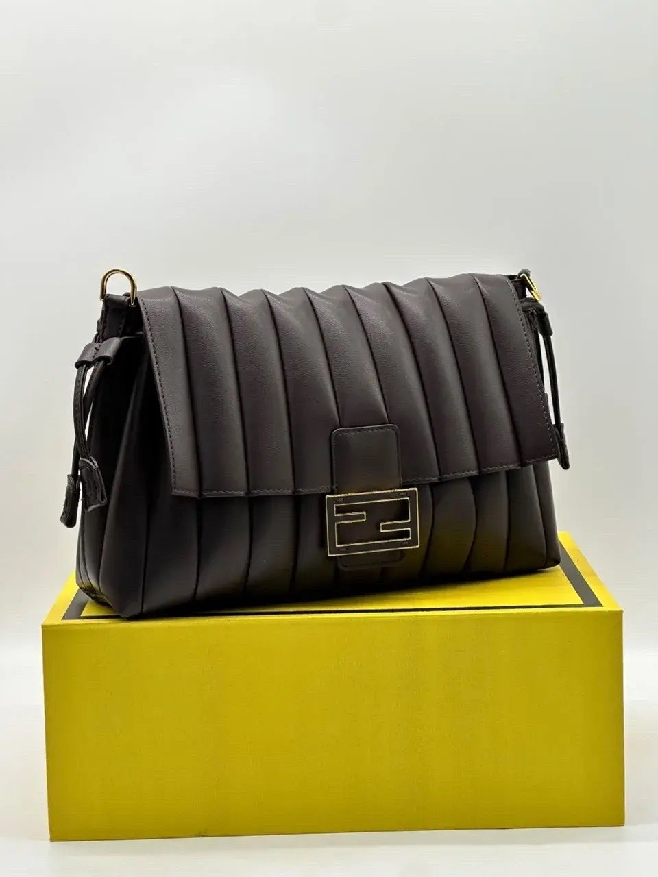fendi сумка,сумка,сумка женская,женская сумка fendi,сумка фенди