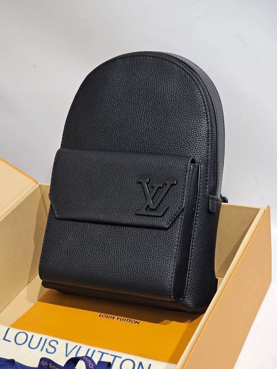 сумка мужская louis vuitton,louis vuitton рюкзак,louis vuitton рюкзак louis vuitton,cумка louis vuitton,сумка слинг louis vuitton