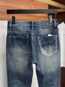 Джинсы