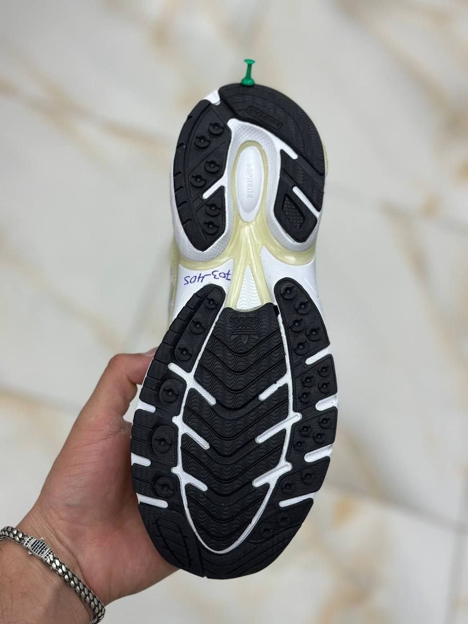 кроссовки,кроссовки adidas,кроссовки оригинал,кроссовки adidas ozweego,кроссовки ozweego
