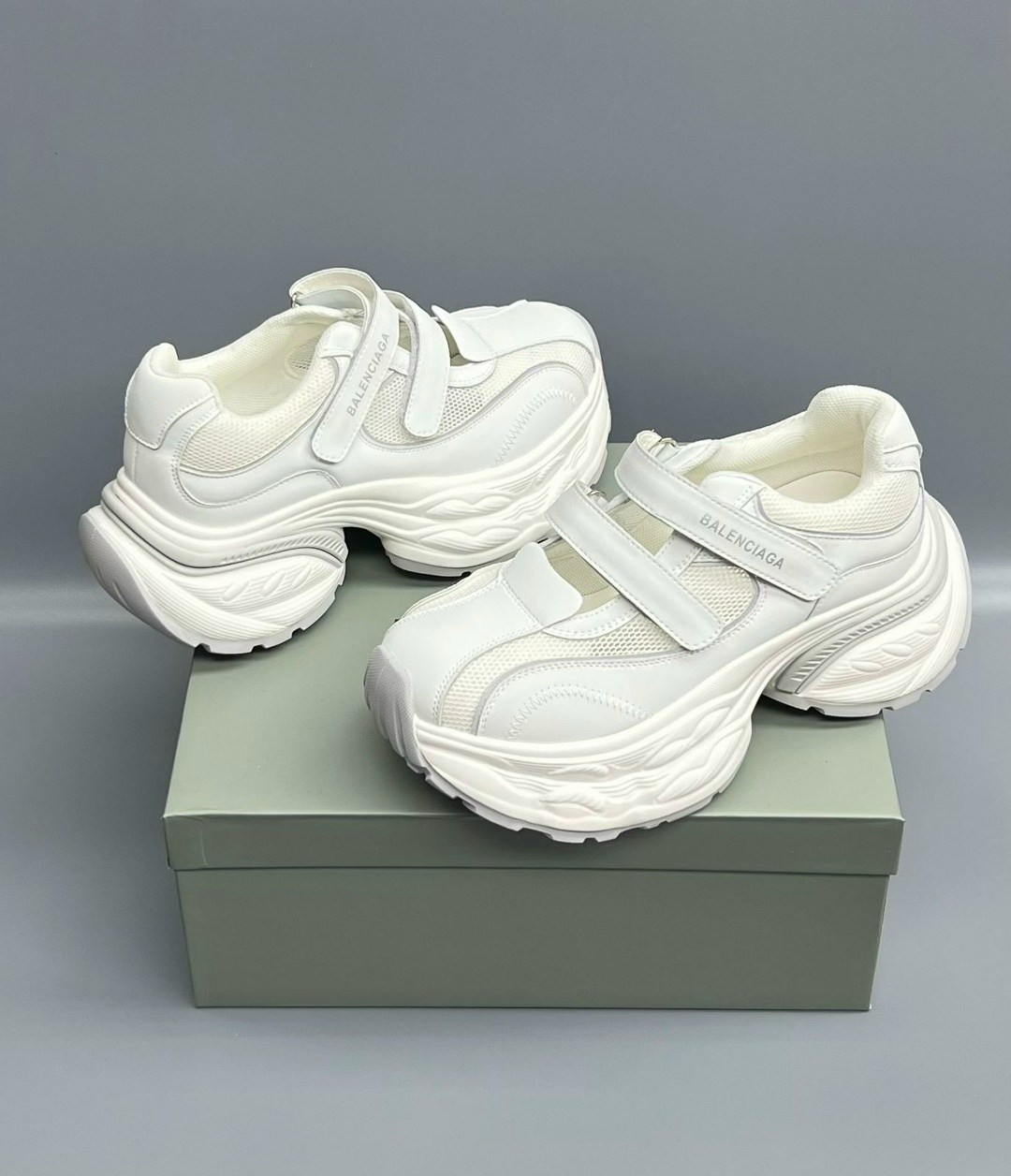 кроссовки balenciaga,кроссовки женскиe,кроссовки,массивные кроссовки,кроссовки для женщин