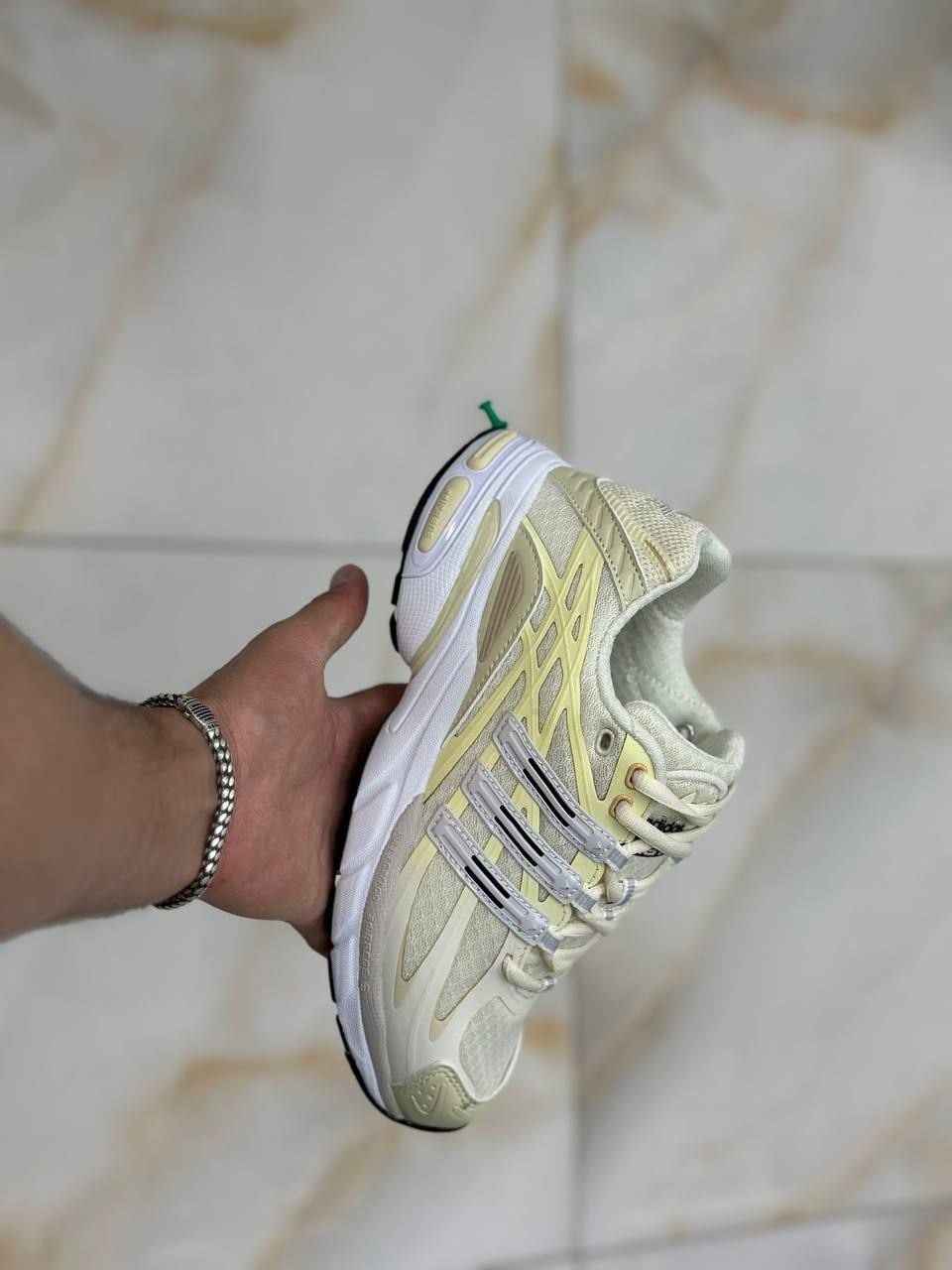 кроссовки,кроссовки adidas,кроссовки оригинал,кроссовки adidas ozweego,кроссовки ozweego