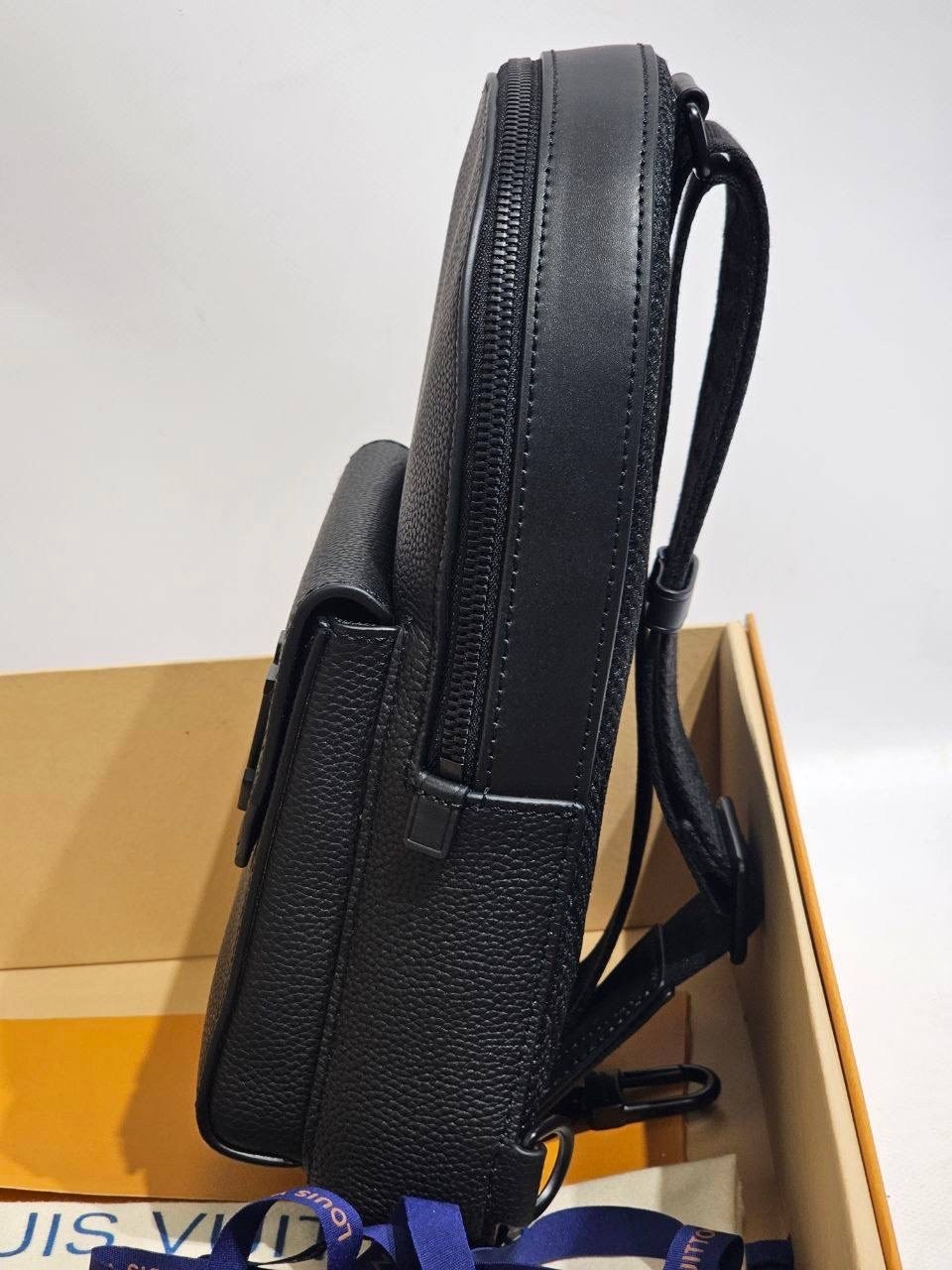 сумка мужская louis vuitton,louis vuitton рюкзак,louis vuitton рюкзак louis vuitton,cумка louis vuitton,сумка слинг louis vuitton
