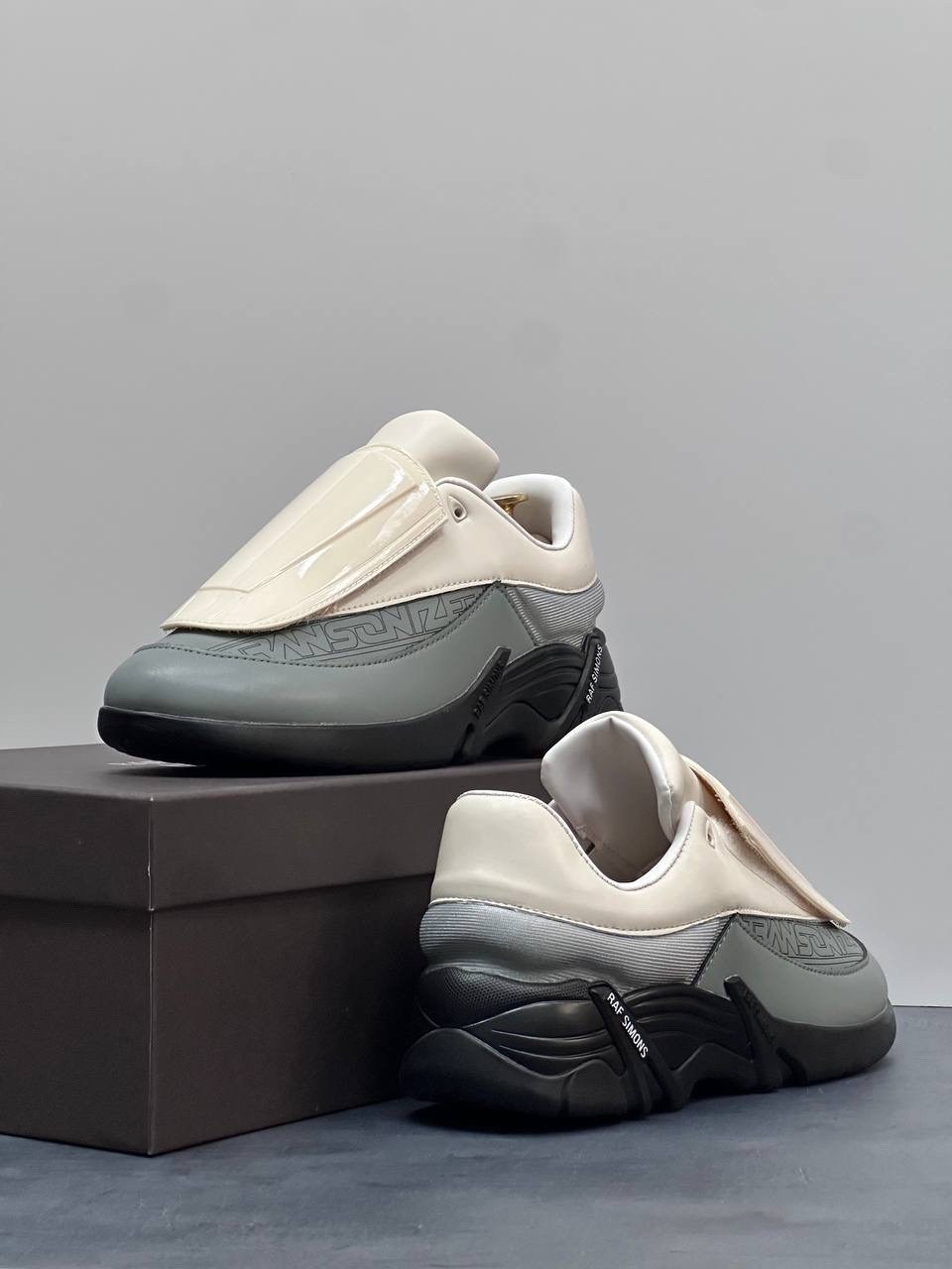 кроссовки raf simons antei,кроссовки raf simons,кроссовки raf simons cylon 21,raf simons antei cream/grey,женские кроссовки raf simons