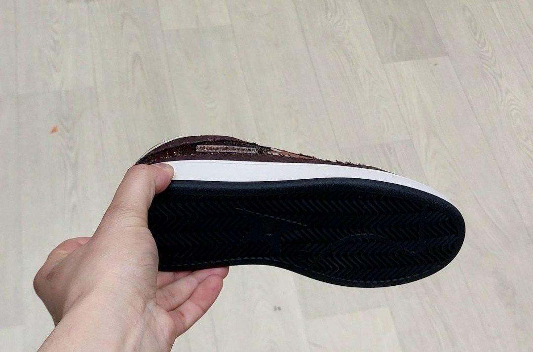 ,спортивная ,кроссовки puma,российские кроссовки,черные кроссовки