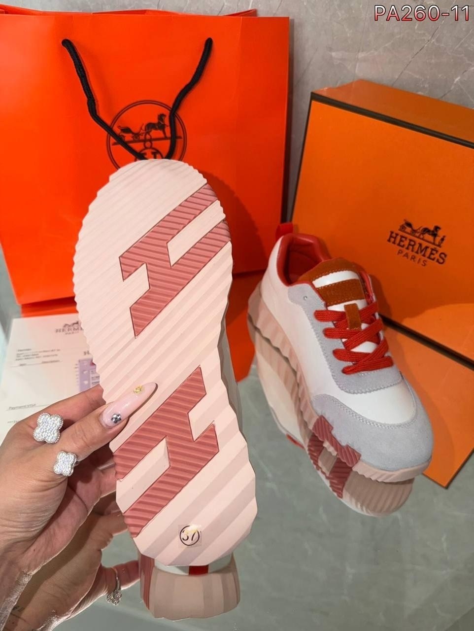 кроссовки hermes,кроссовки мужские hermes,кроссовки гермес женские,кроссовки брендовые,кроссовки эрмес