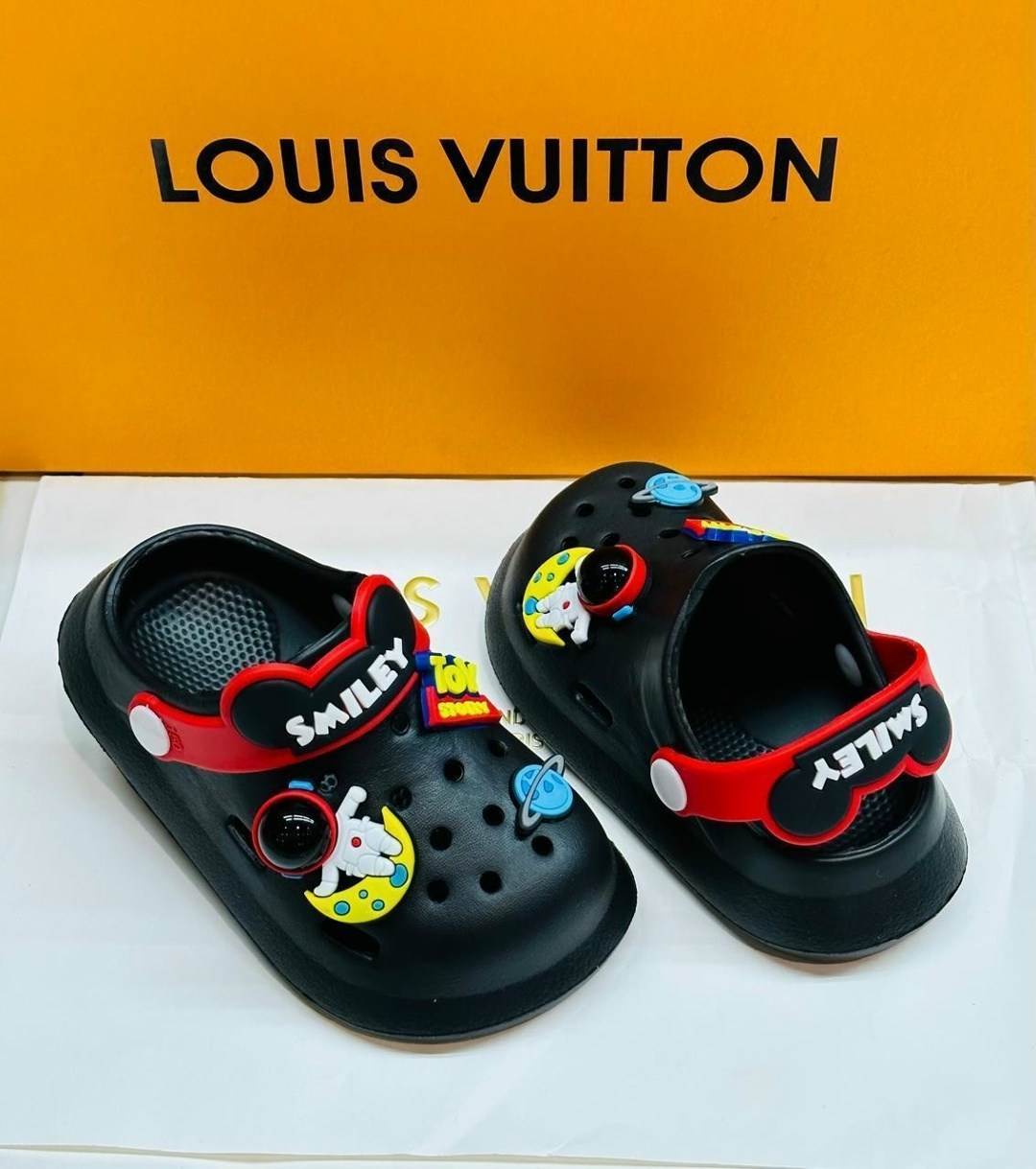 шлепанцы детские,шлепки детские,детские кроксы,mastermind japan x crocs classic clog,сабо резиновые детские