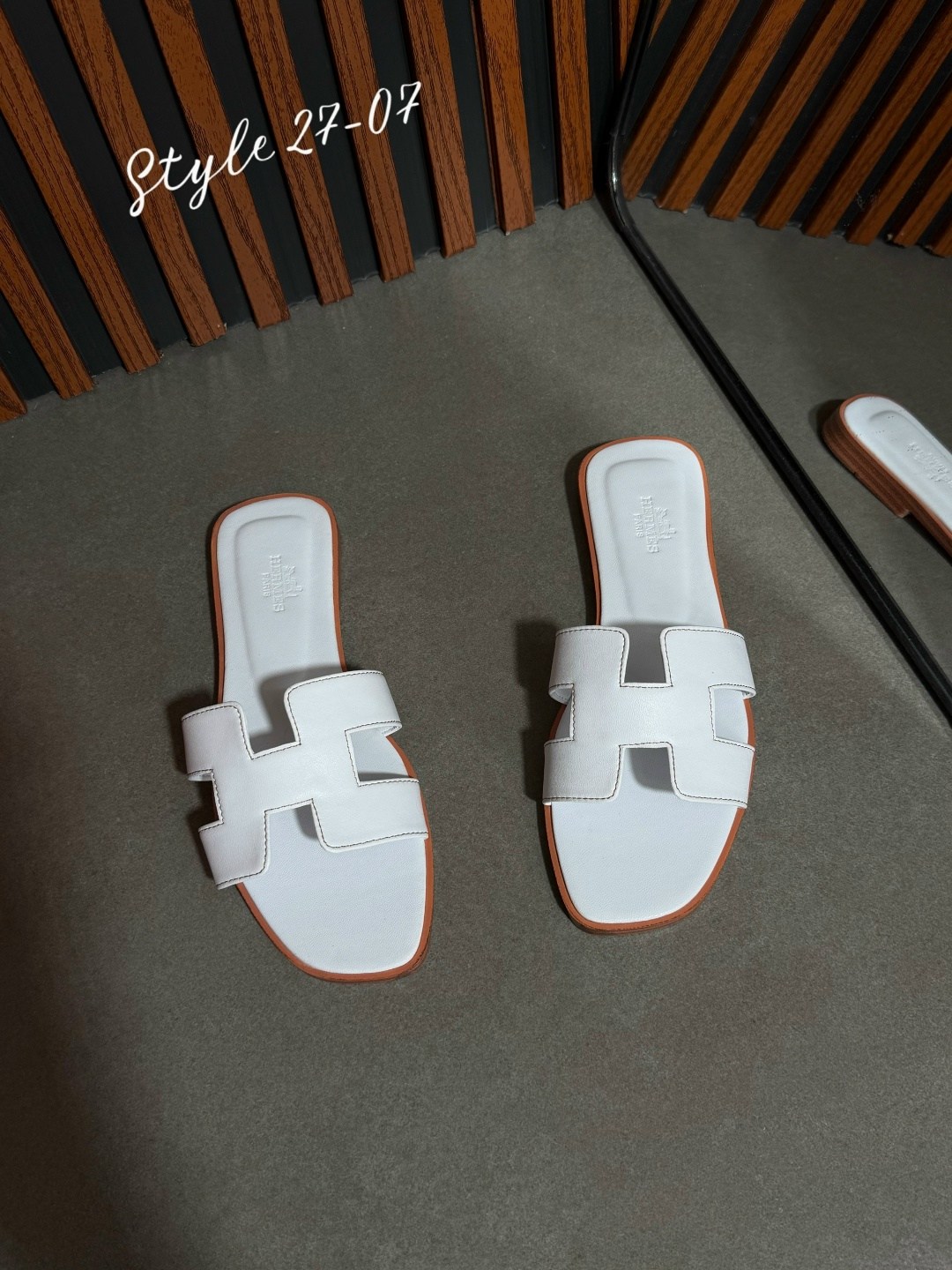шлепанцы hermes,шлепки hermes женские,шлепки эрмес оригинал,,шлепки гермес