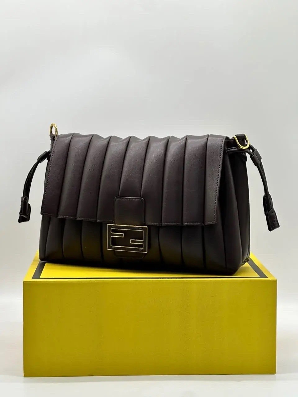 fendi сумка,сумка,сумка женская,женская сумка fendi,сумка фенди