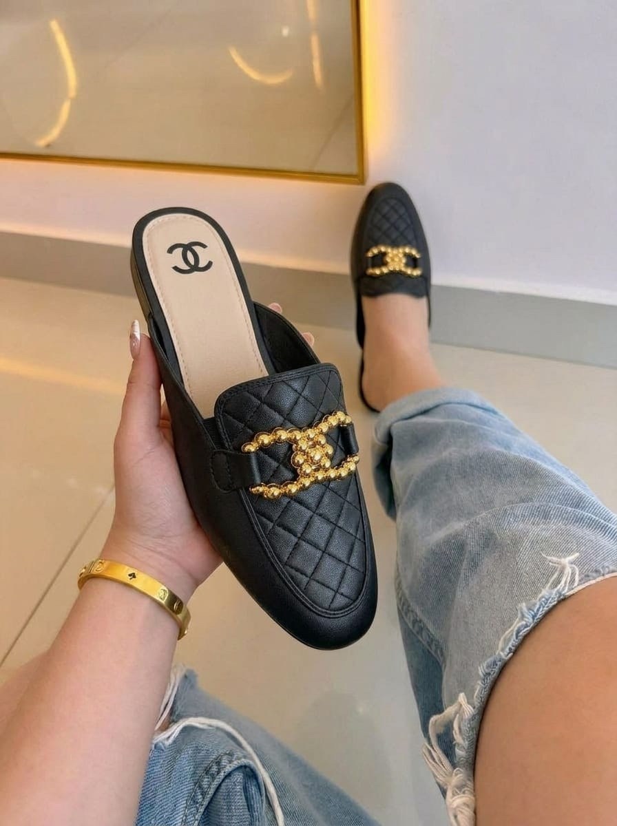 модные тапочки,женские шлепанцы,шлепанцы chanel,женская ,сандалии модные