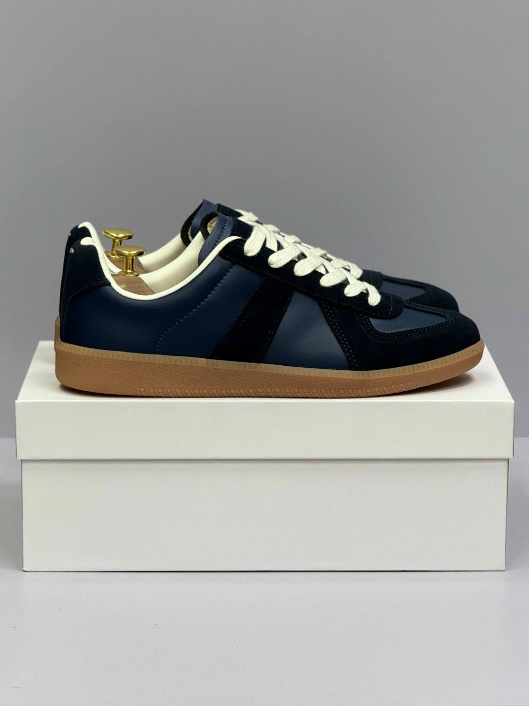 кроссовки maison margiela replica,maison margiela replica sneakers,кроссовки кожаные maison margiela replica черный,maison margiela replica кеды,