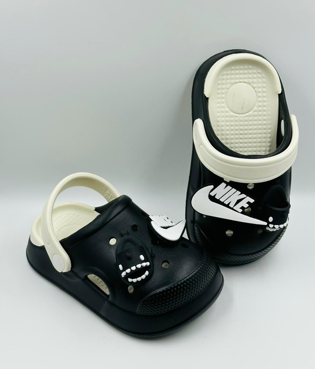 шлепанцы детские,шлепки детские,детские кроксы,mastermind japan x crocs classic clog,сабо резиновые детские