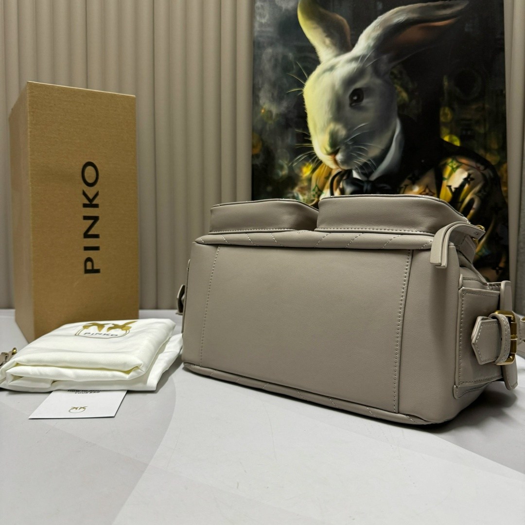 сумка pinko,сумка женская pinko,pinko сумка седло на плечо,pinko сумка на плечо,сумка
