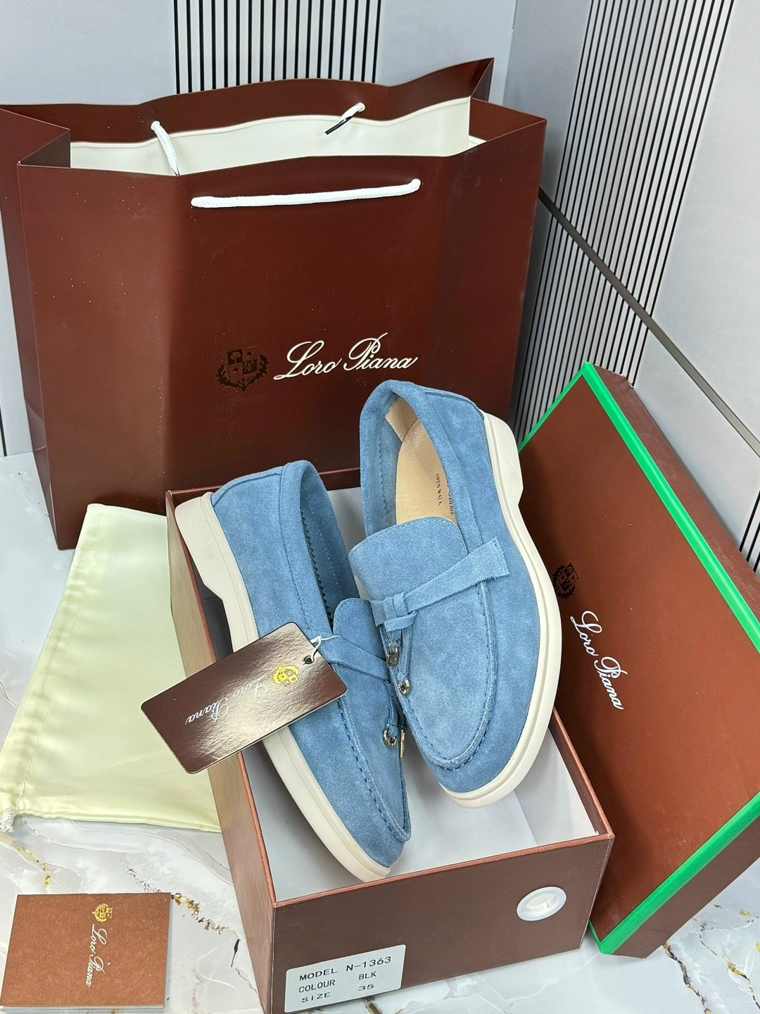 лоферы из натуральной замши loro piana,,лоферы женские loro piana,лоферы loro piana,замшевые мокасины лоро пиано