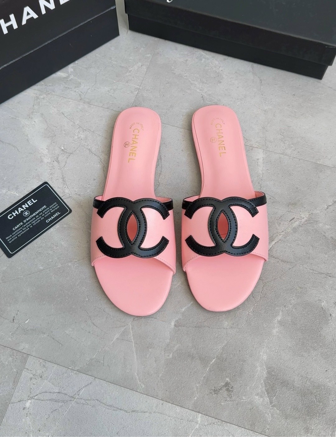 ,шлепанцы chanel,сандалии шанель,chanel slippers,шлепки шанель