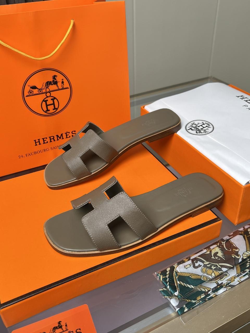 шлепанцы hermes, hermes,шлепки hermes 2026,шлепки hermes женские,шлепки hermes