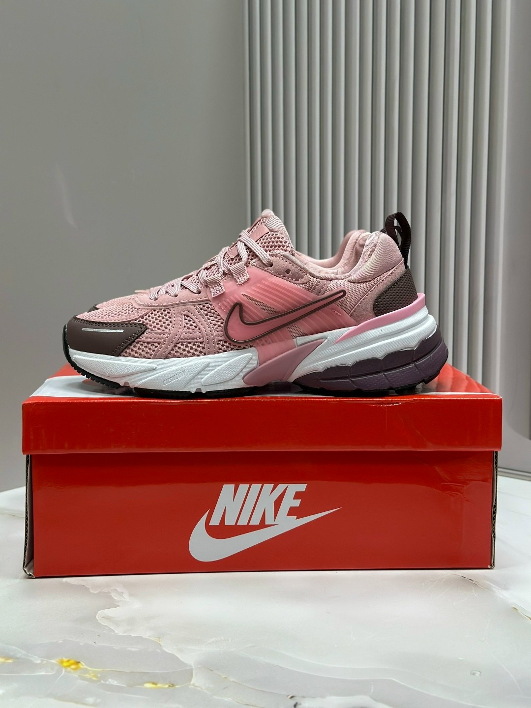 кроссовки,кроссовки nike,женские кроссовки nike,женские кроссовки,спортивная