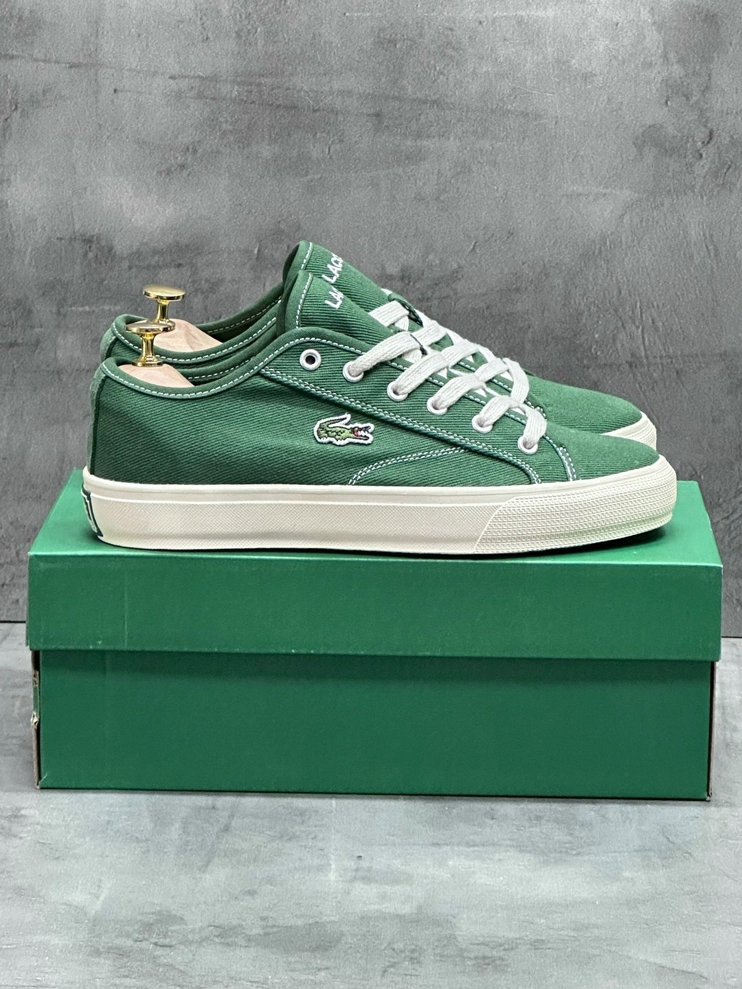 кеды lacoste,кроссовки lacoste,зеленые кроссовки лакост,lacoste зеленый,лакосте зеленый