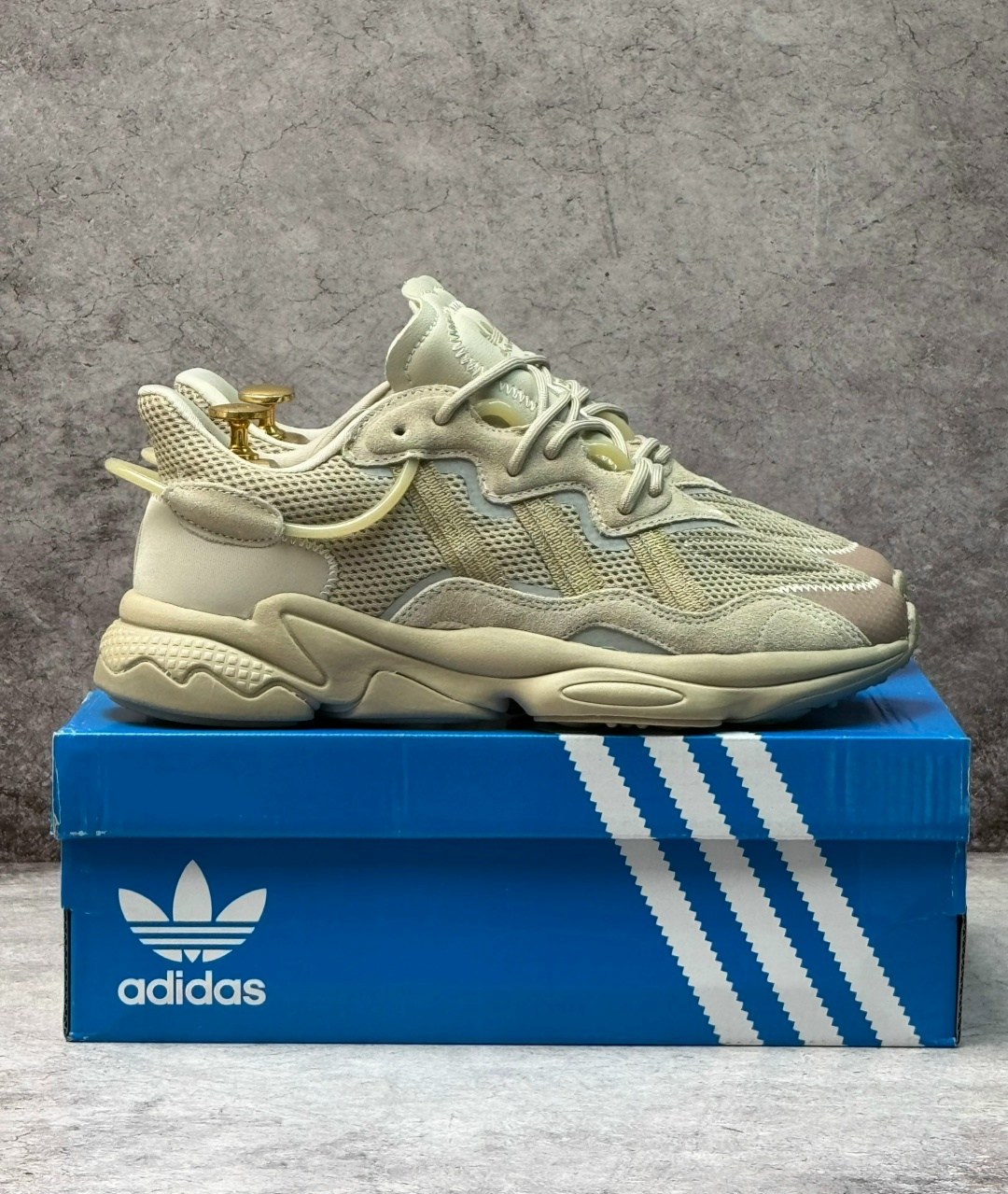 adidas originals ozweego,кроссовки adidas ozweego,adidas originals ozweego кроссовки женские,кроссовки adidas originals ozweego,adidas ozweego