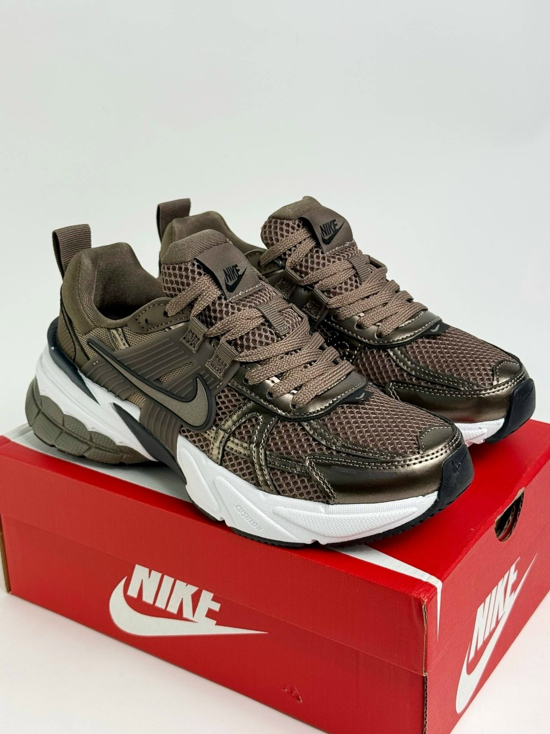 кроссовки nike,кроссовки nike v 2 k run,женские повседневные кроссовки nike v2k run коричневый,женские кроссовки nike,женские кроссовки