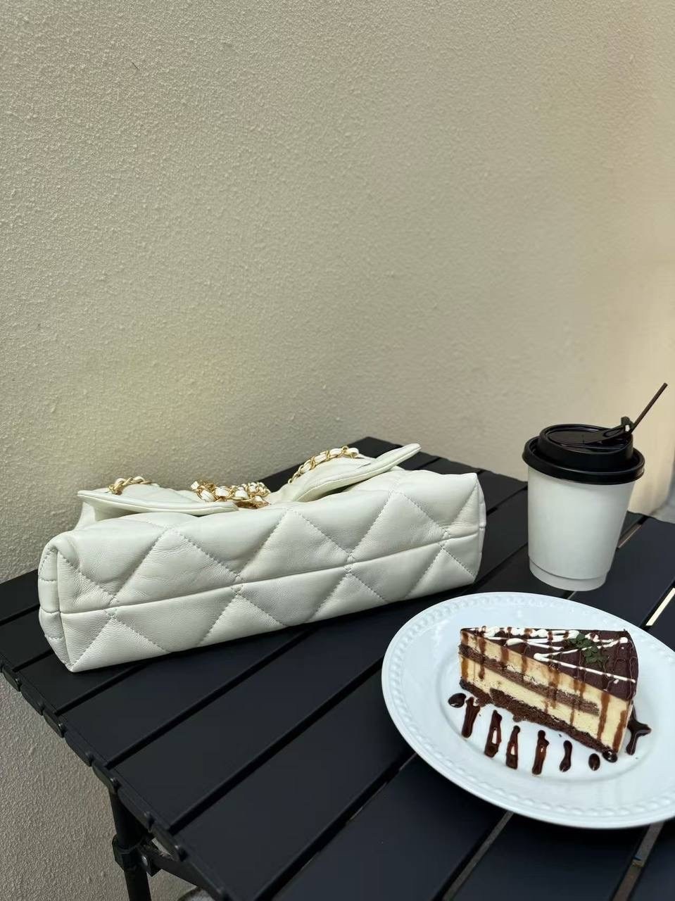 chanel сумка,сумка шанель,сумка на плечо chanel,женская сумка chanel,сумка
