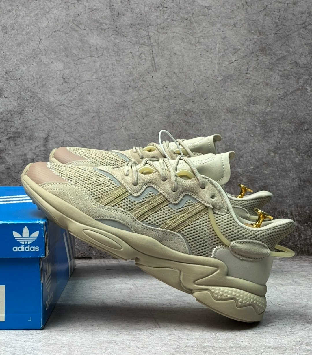 adidas originals ozweego,кроссовки adidas ozweego,adidas originals ozweego кроссовки женские,кроссовки adidas originals ozweego,adidas ozweego