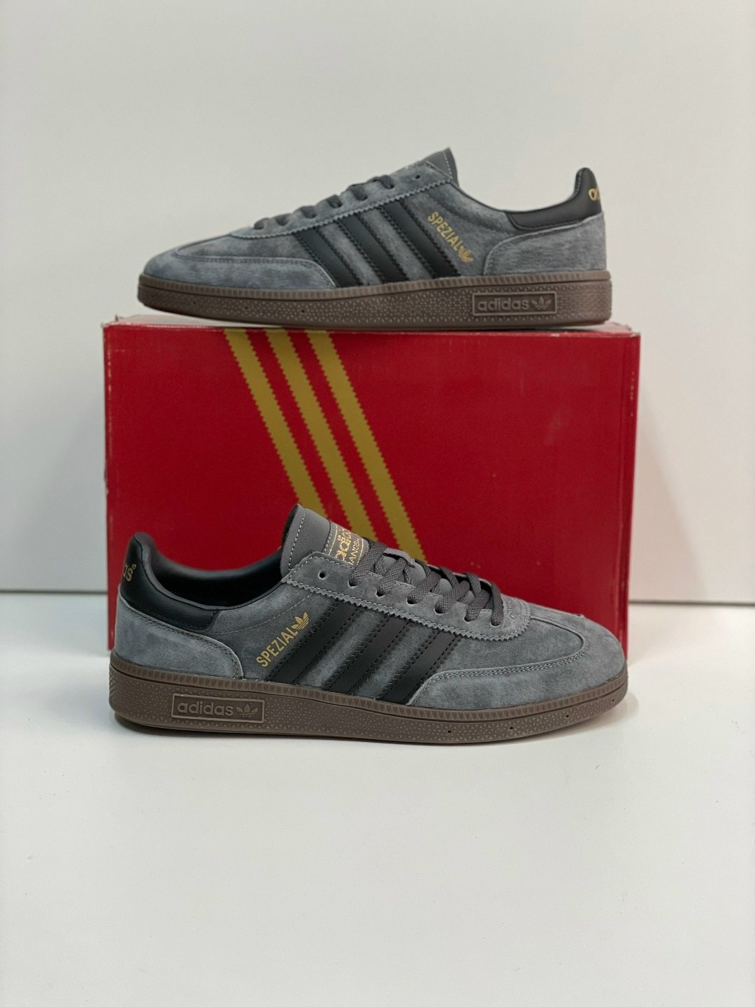 кроссовки adidas spezial спортивные кеды для бега adidas цвет серый черный,кроссовки adidas spezial,adidas spezial grey,adidas handball spezial,кроссовки adidas