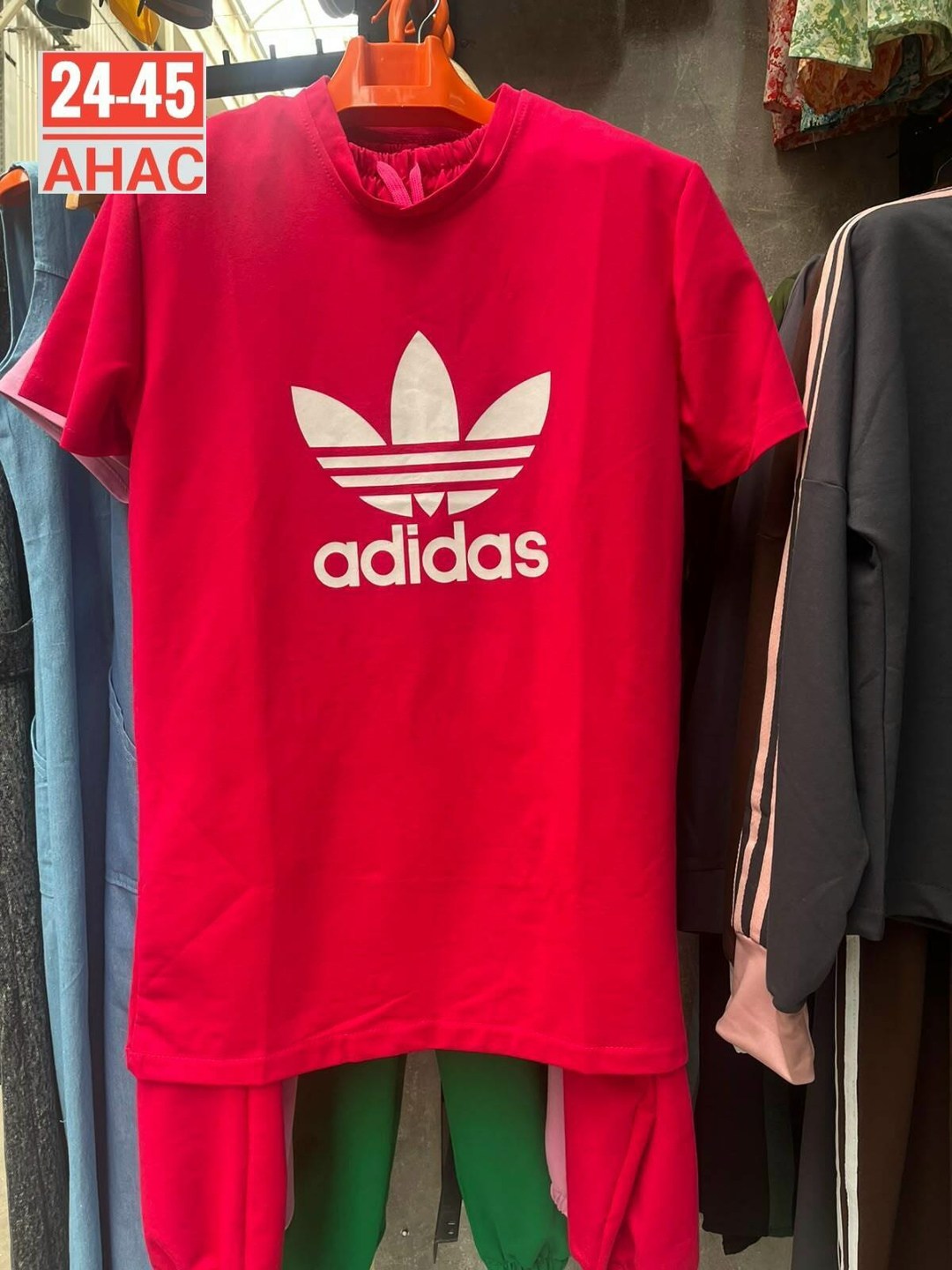 спортивный костюм женский adidas,спортивные женские костюмы,adidas костюм спортивный,костюм adidas,костюм женский adidas