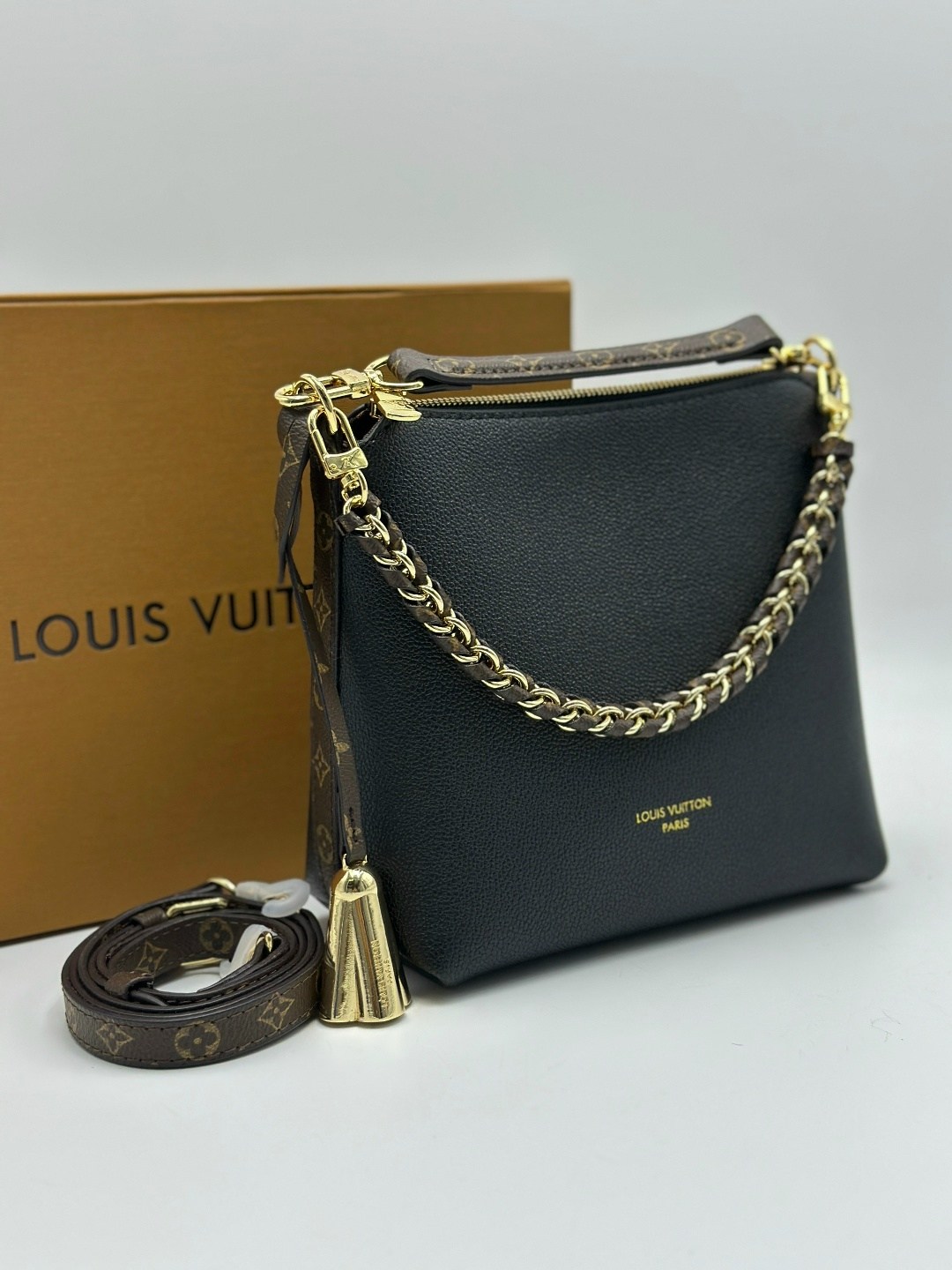 louis vuitton женская сумка,cумка louis vuitton,сумка луи виттон capucines,louis vuitton сумка на плечо,сумки луи виттон