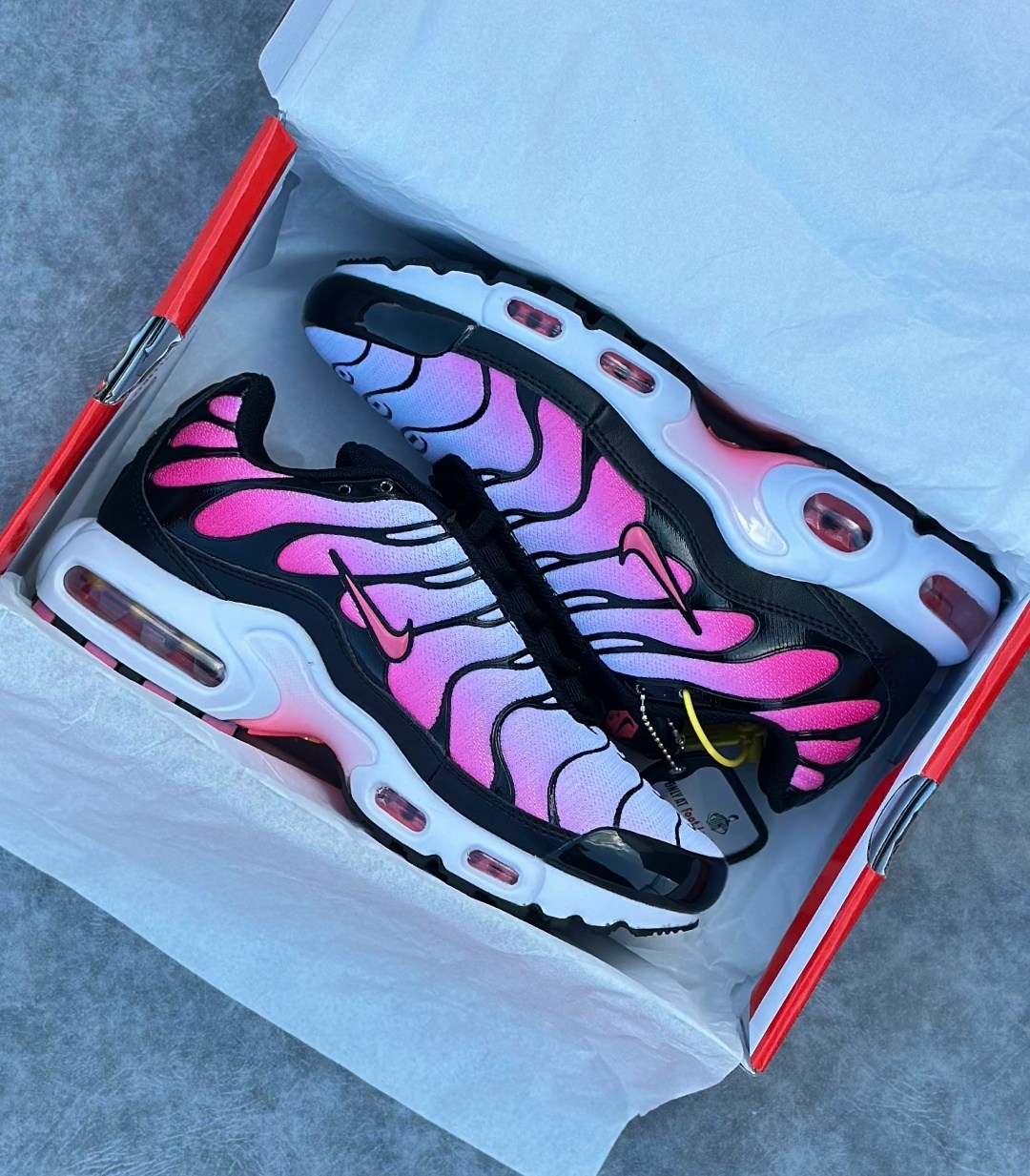 nike air max plus tn,кроссовки,nike air max plus,классические кроссовки,кроссовки nike air max plus tn
