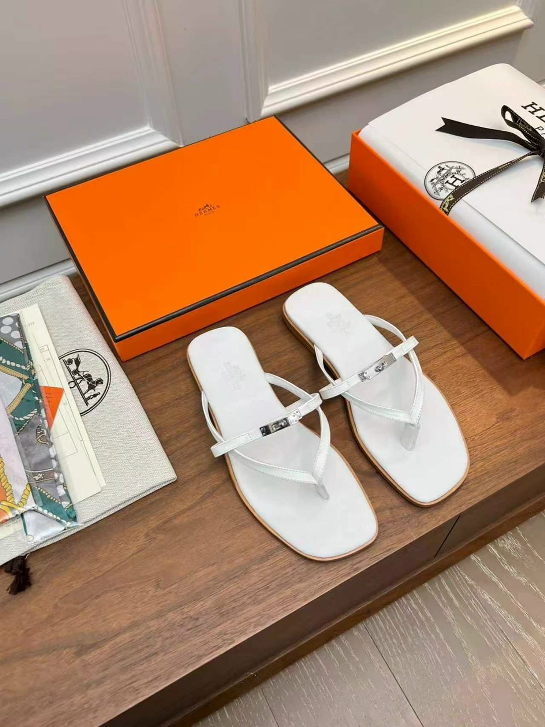 ,шлепанцы hermes,шлепанцы женские,шлепки эрмес,шлепки женские