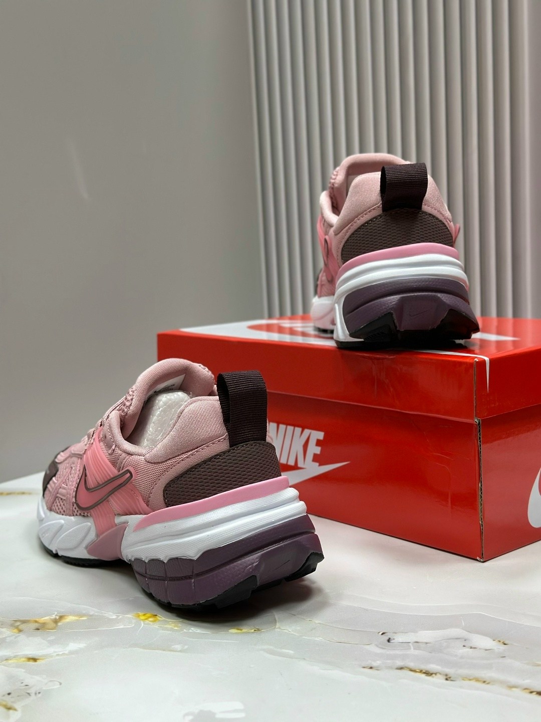 кроссовки,кроссовки nike,женские кроссовки nike,женские кроссовки,спортивная