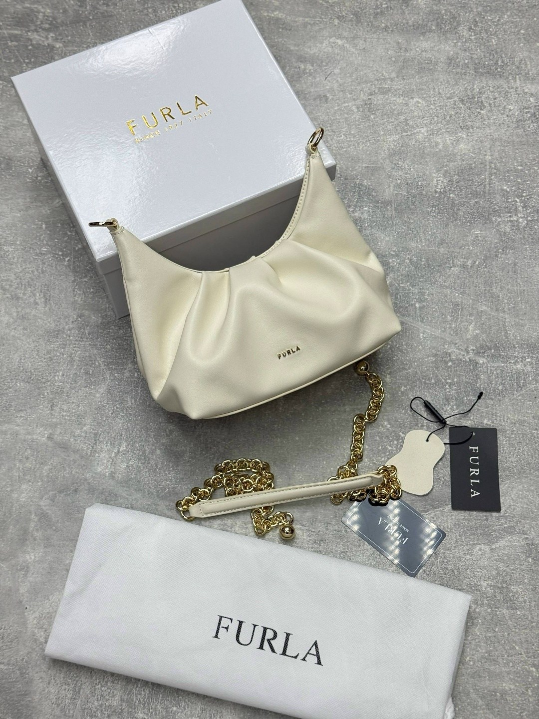 сумка furla,сумка через плечо furla,сумка,женская сумка,сумка на плечо