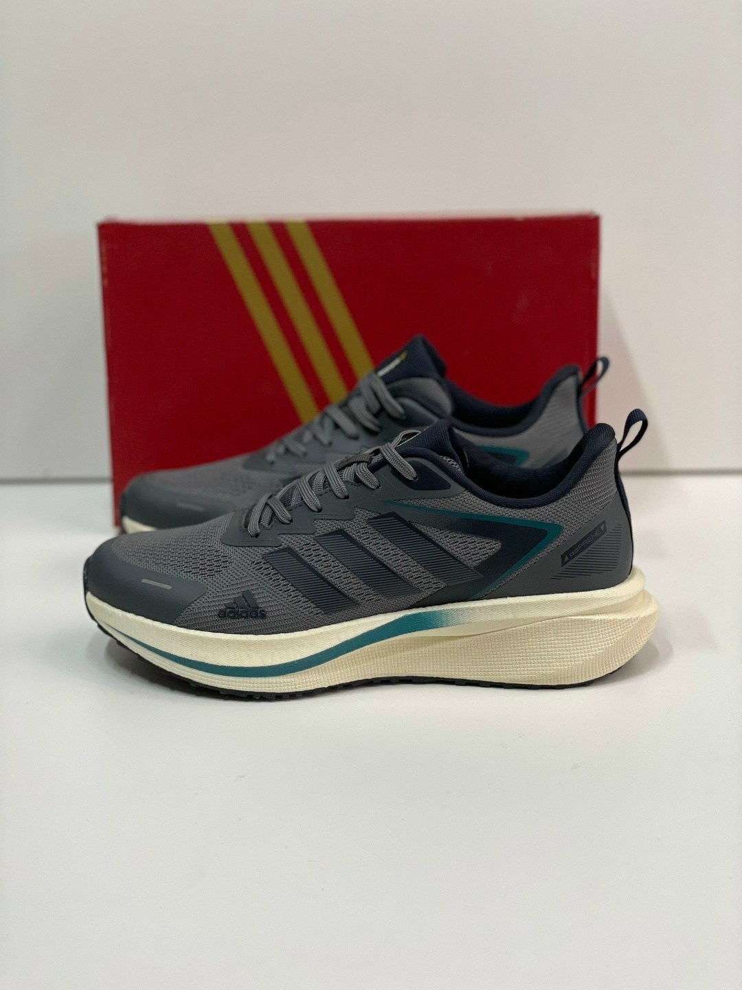кроссовки adidas,кроссовки мужской adidas,кроссовки,кроссовки для бега,кроссовки адидас