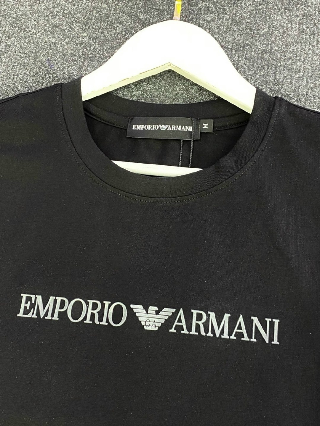 emporio armani футболка,мужские футболки emporio armani,футболка emporio armani черный,футболка emporio,футболка с логотипом emporio armani